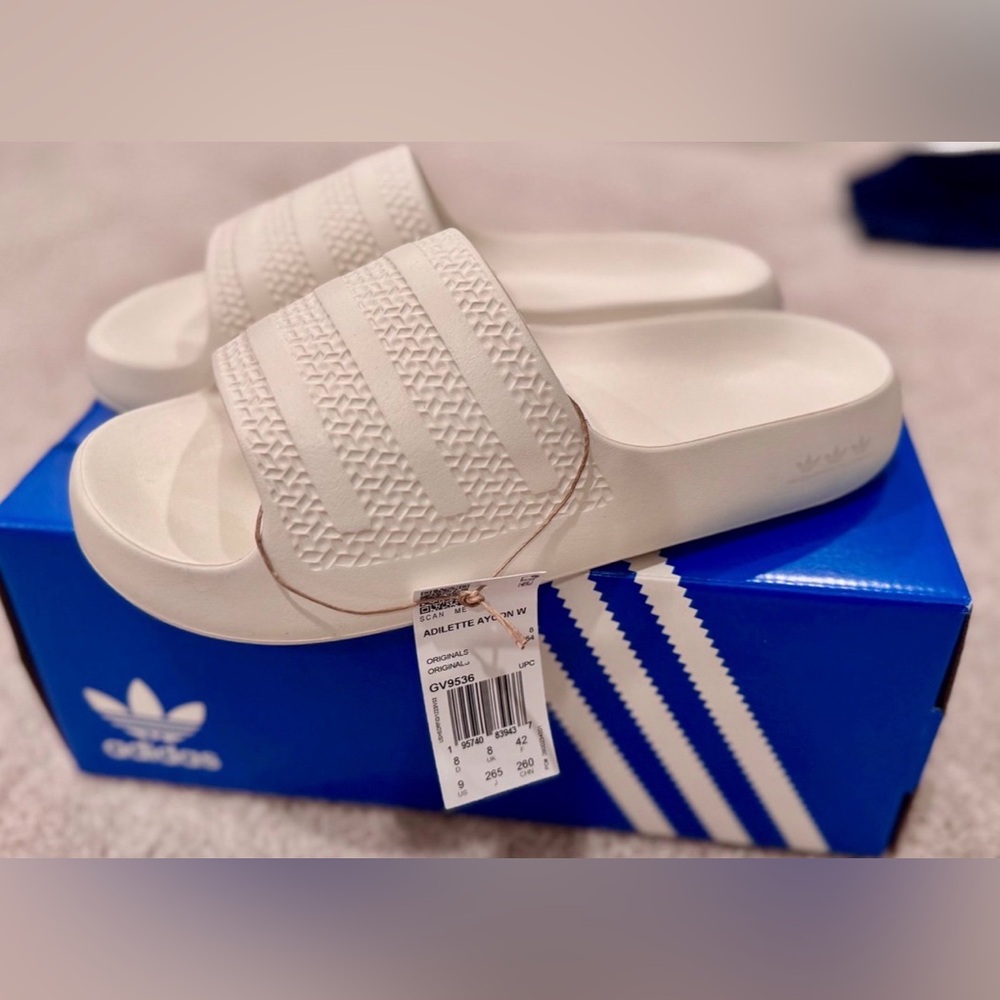 Brand New Adidas Originals Adilette Ayoon